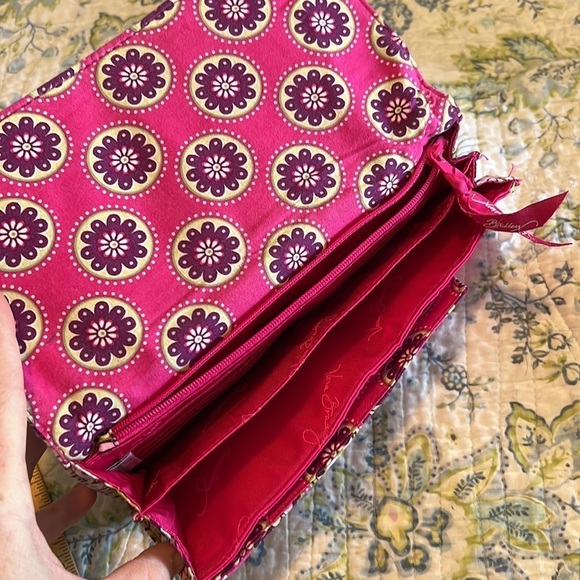 Last chance clearance!!Pink Vera Bradley wallet clutch. - Picture 4 of 5